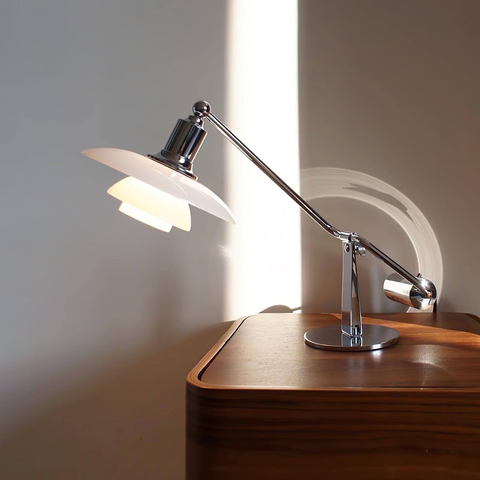 Poul Table Lamp - Loonglight