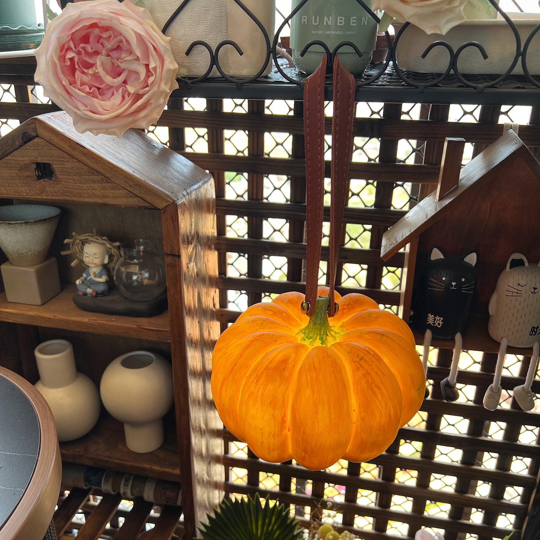 Pumpkin Portable Table Lamp - Loonglight
