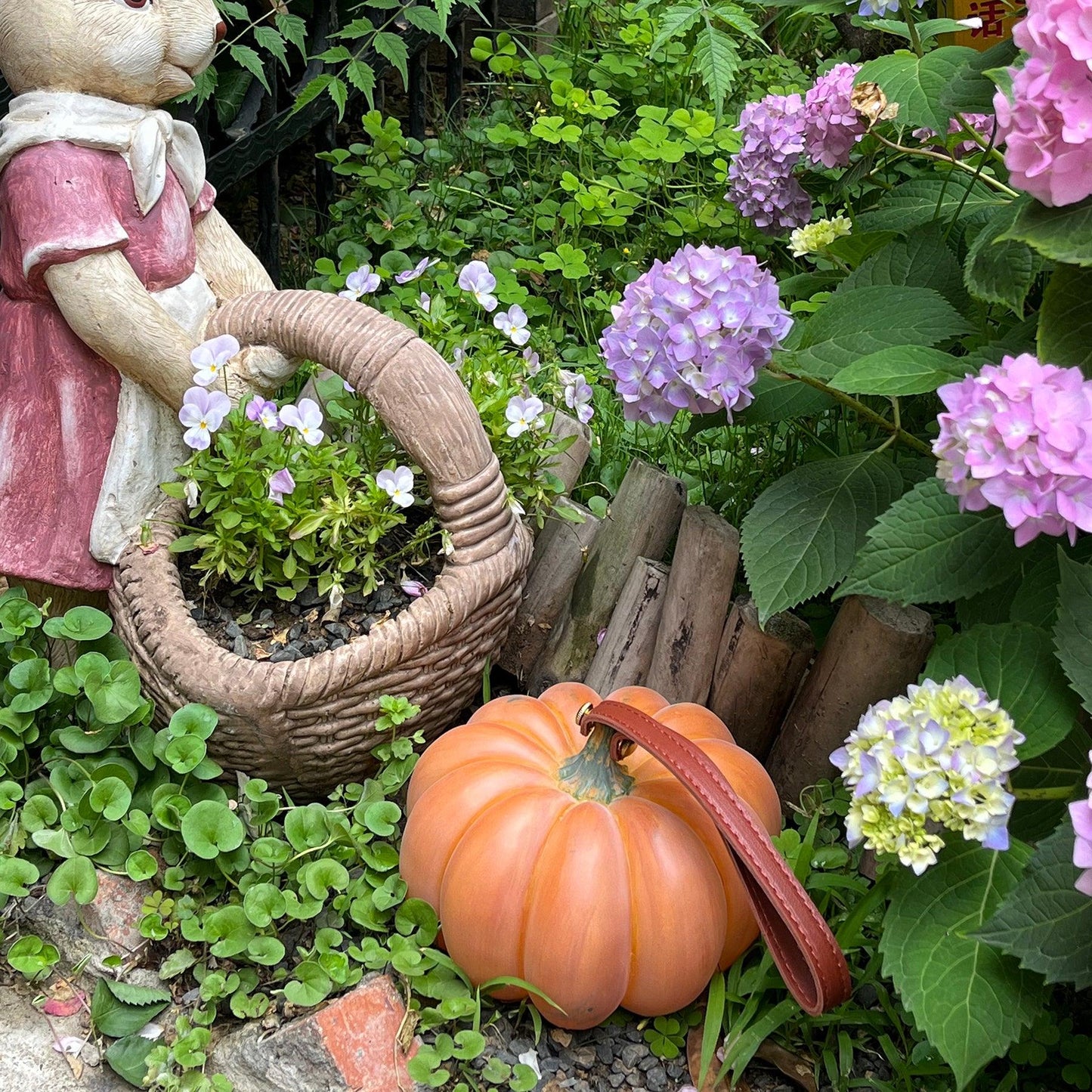 Pumpkin Portable Table Lamp - Loonglight