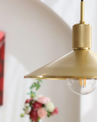 Quentin Brass Pendant Light - Loonglight