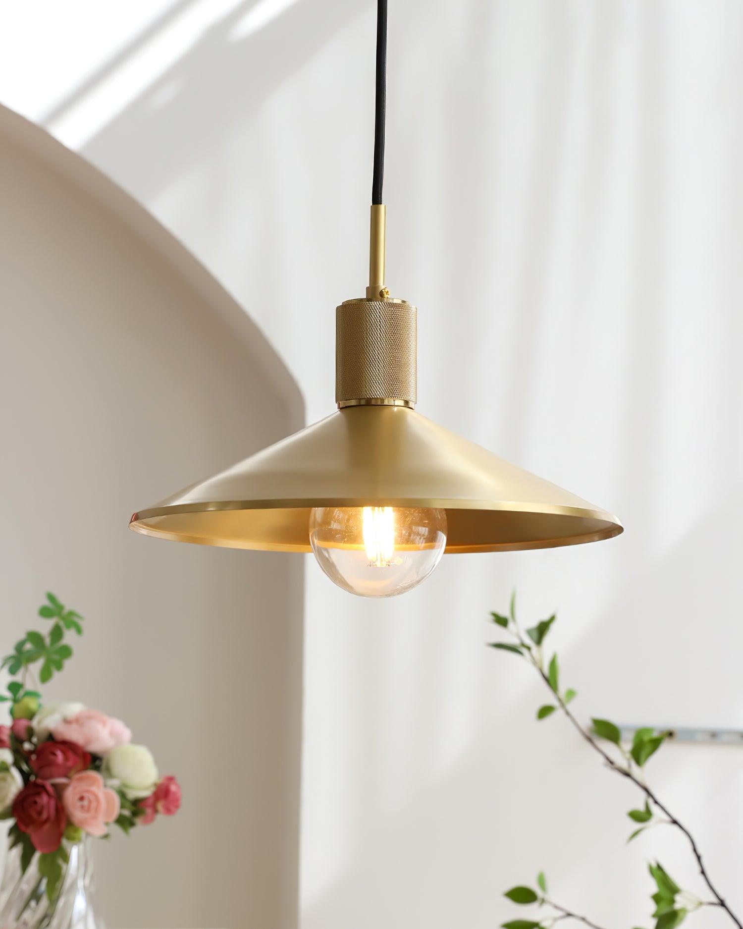 Quentin Brass Pendant Light - Loonglight