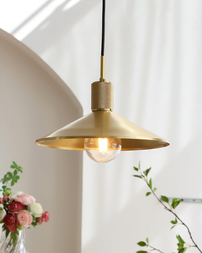 Quentin Brass Pendant Light - Loonglight