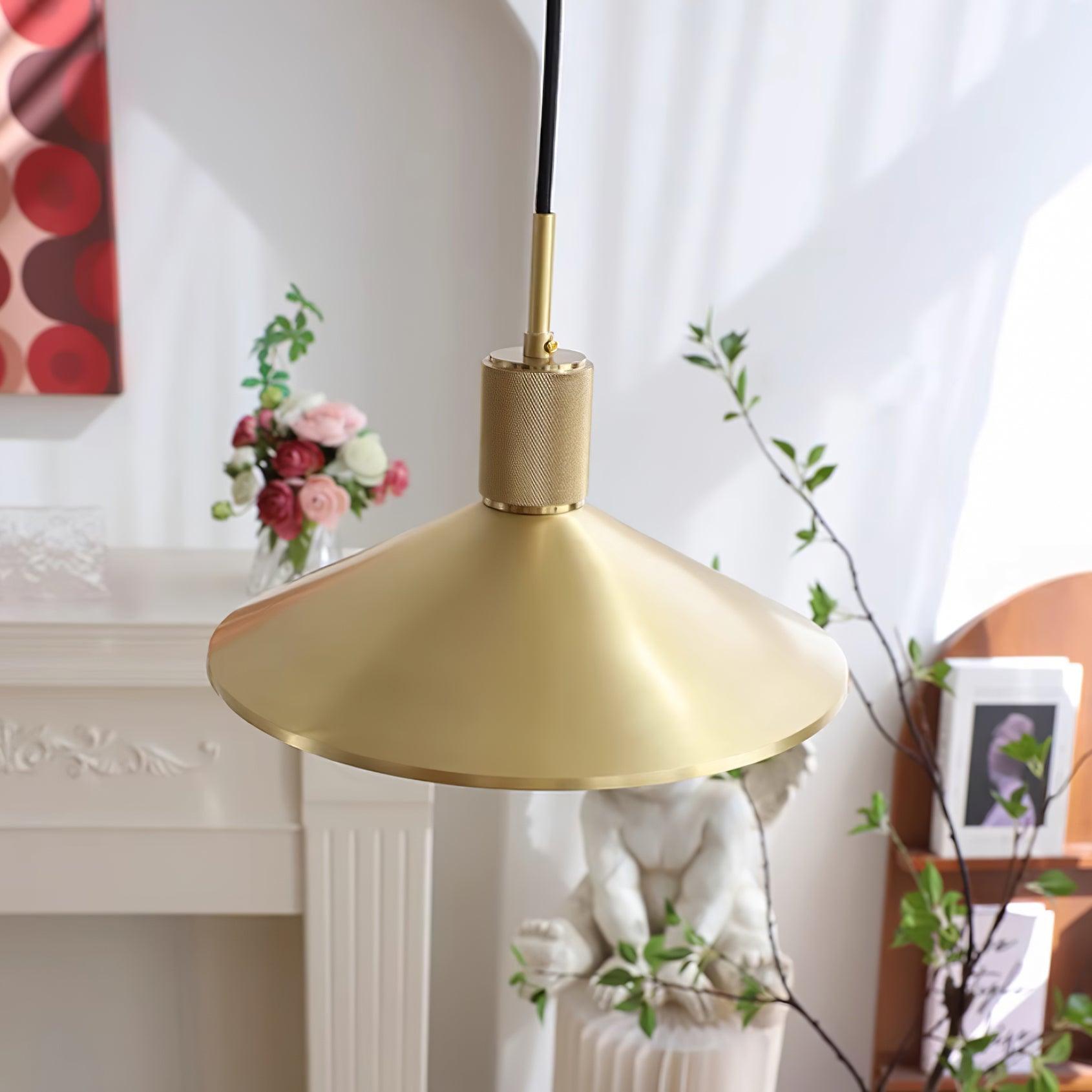 Quentin Brass Pendant Light - Loonglight