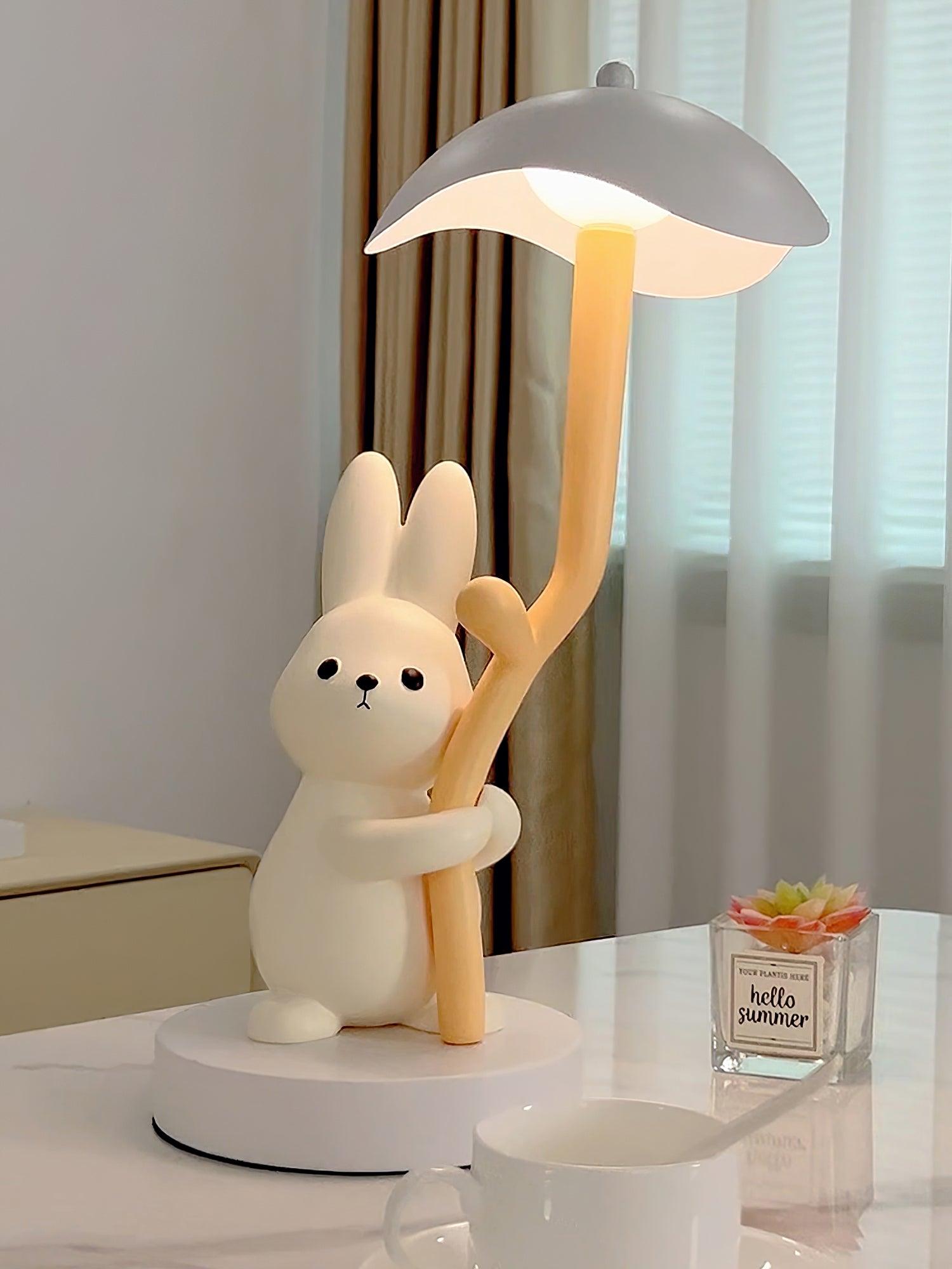 Rabbit Hug Table Lamp - Loonglight