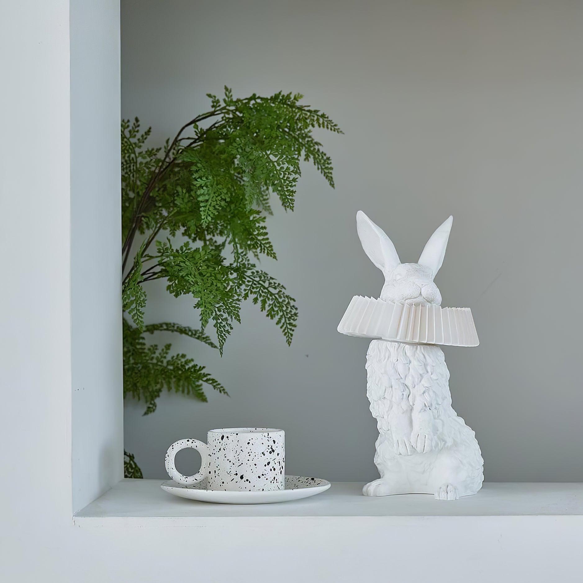 Rabbit White Resin Table Lamp - Loonglight
