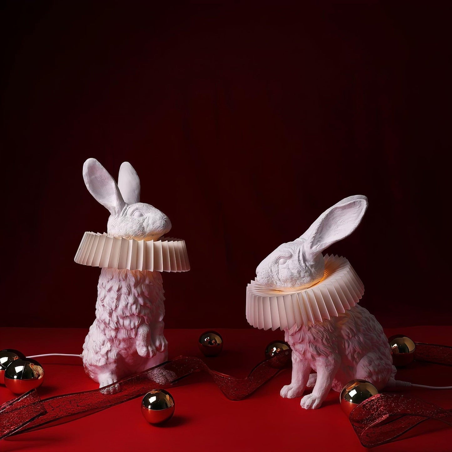 Rabbit White Resin Table Lamp - Loonglight