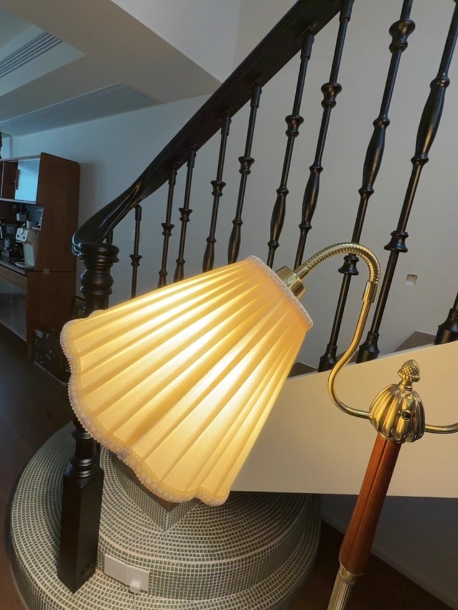 Ramira Floor Lamp - Loonglight