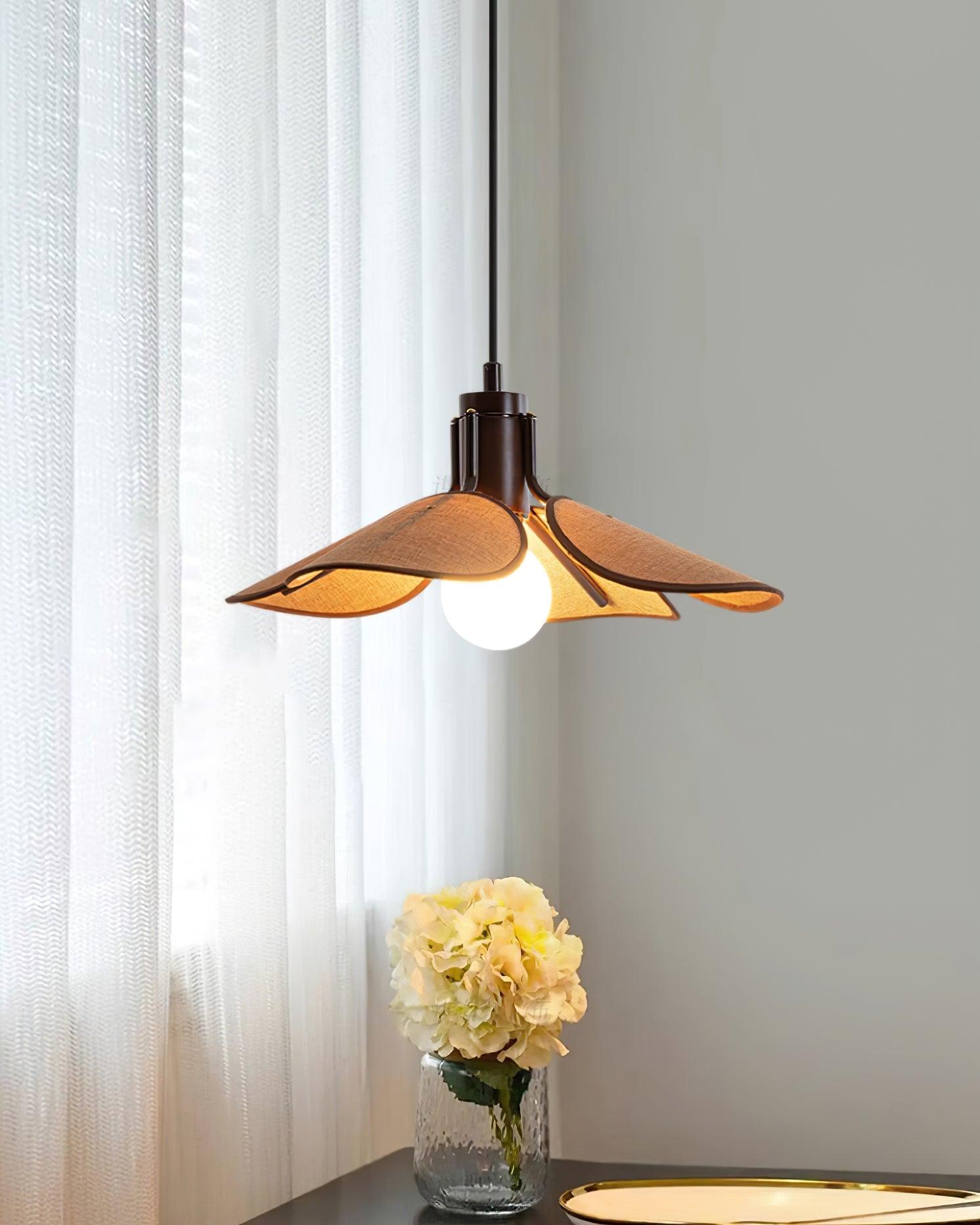 Callie Flower Pendant Lamp - Loonglight