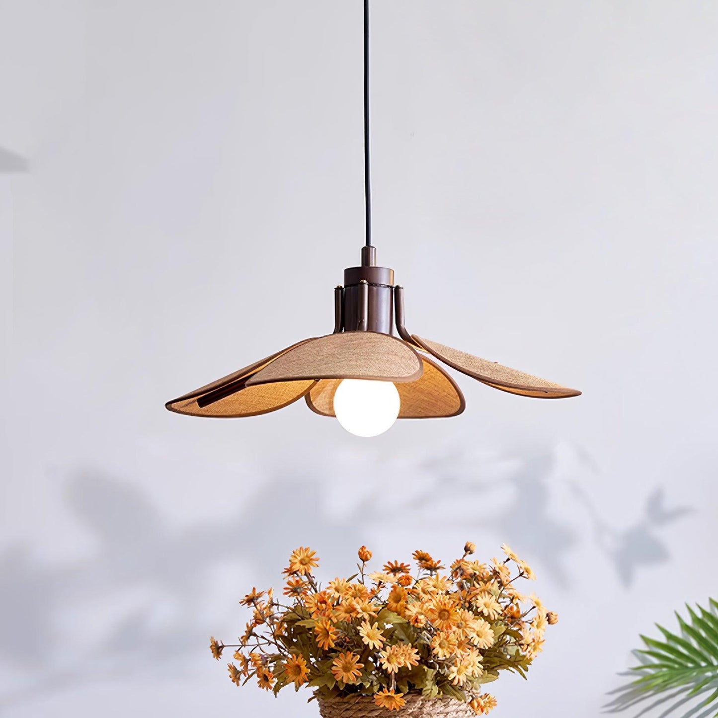 Callie Flower Pendant Lamp - Loonglight