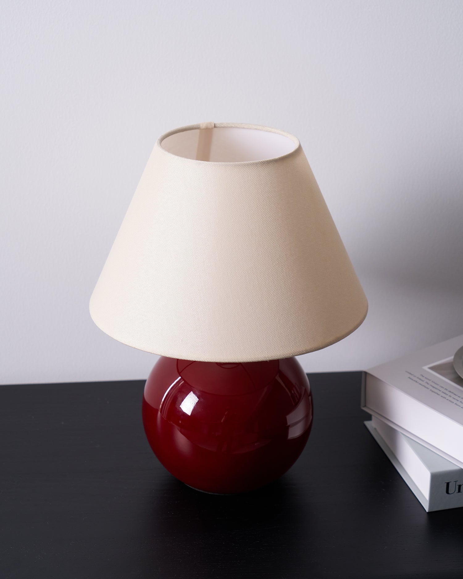 Red Nanu Table Lamp - Loonglight