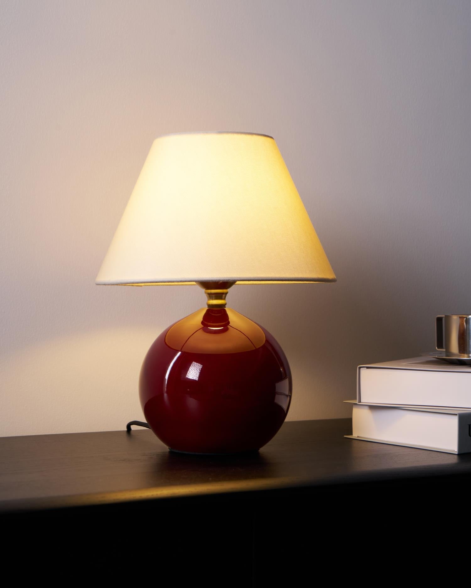 Red Nanu Table Lamp - Loonglight