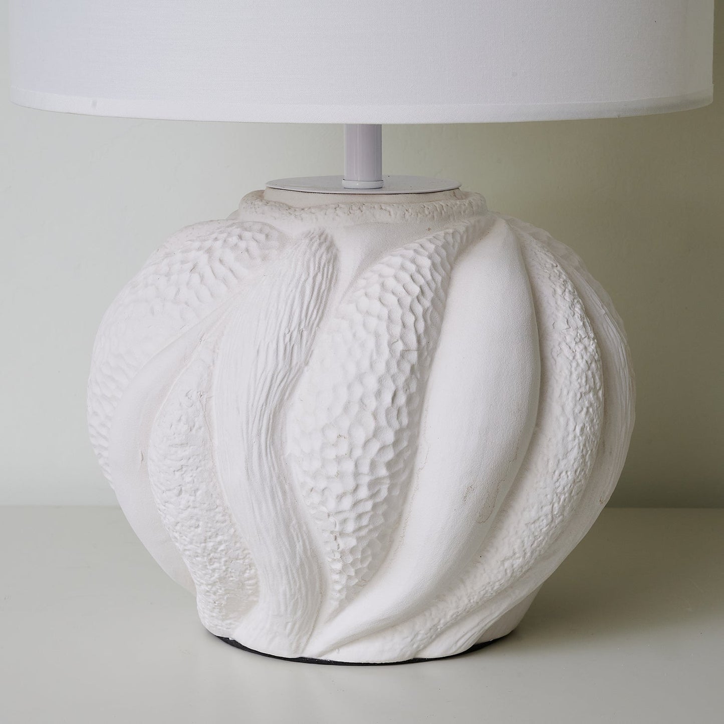 Remi Table Lamp - Loonglight