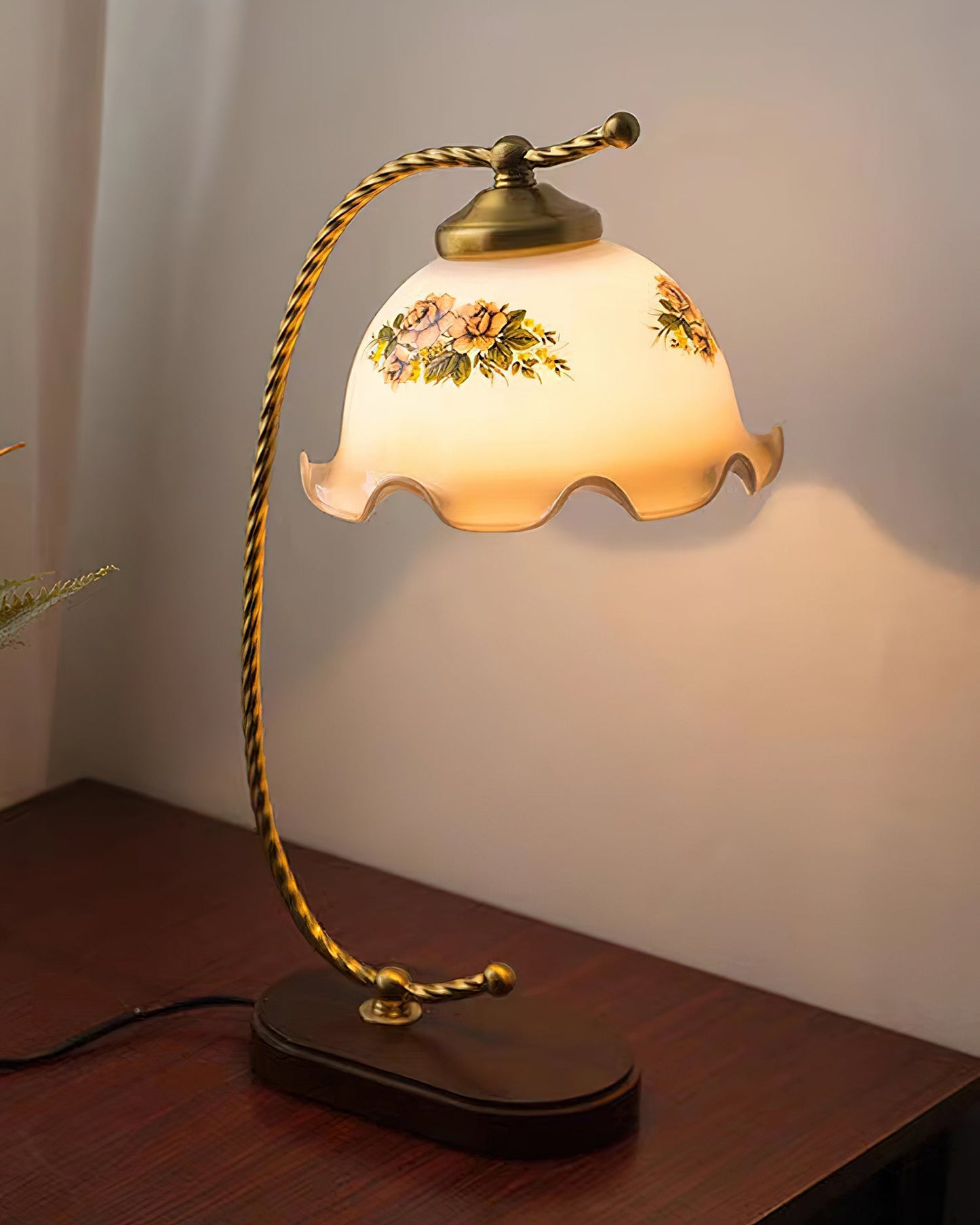 Retro Keya Table Lamp - Loonglight