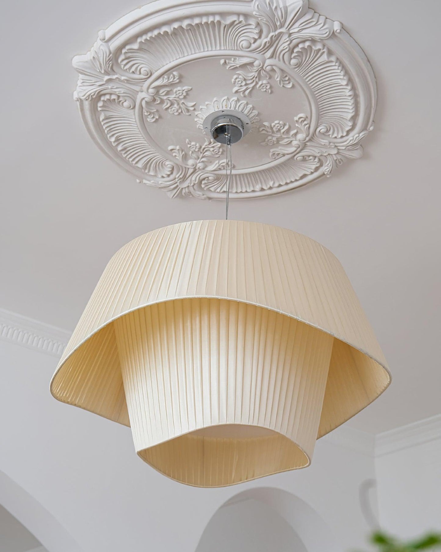 Retro Pleated Fabric Pendant Lamp