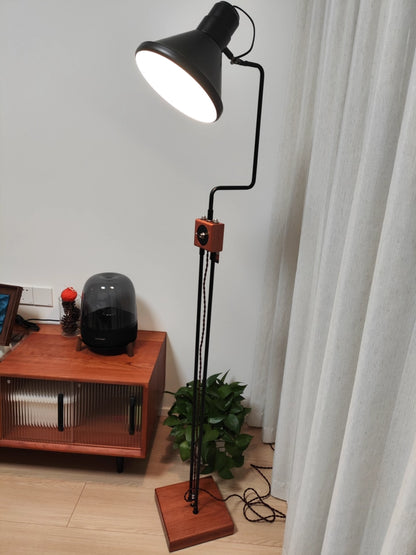 Retro Toia Floor Lamp - Loonglight