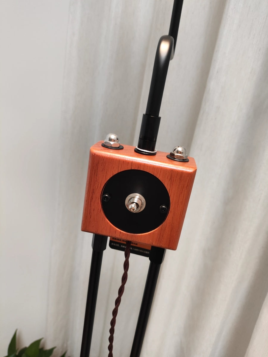 Retro Toia Floor Lamp - Loonglight