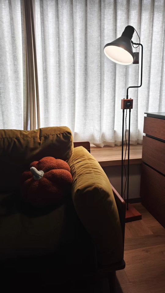 Retro Toia Floor Lamp - Loonglight