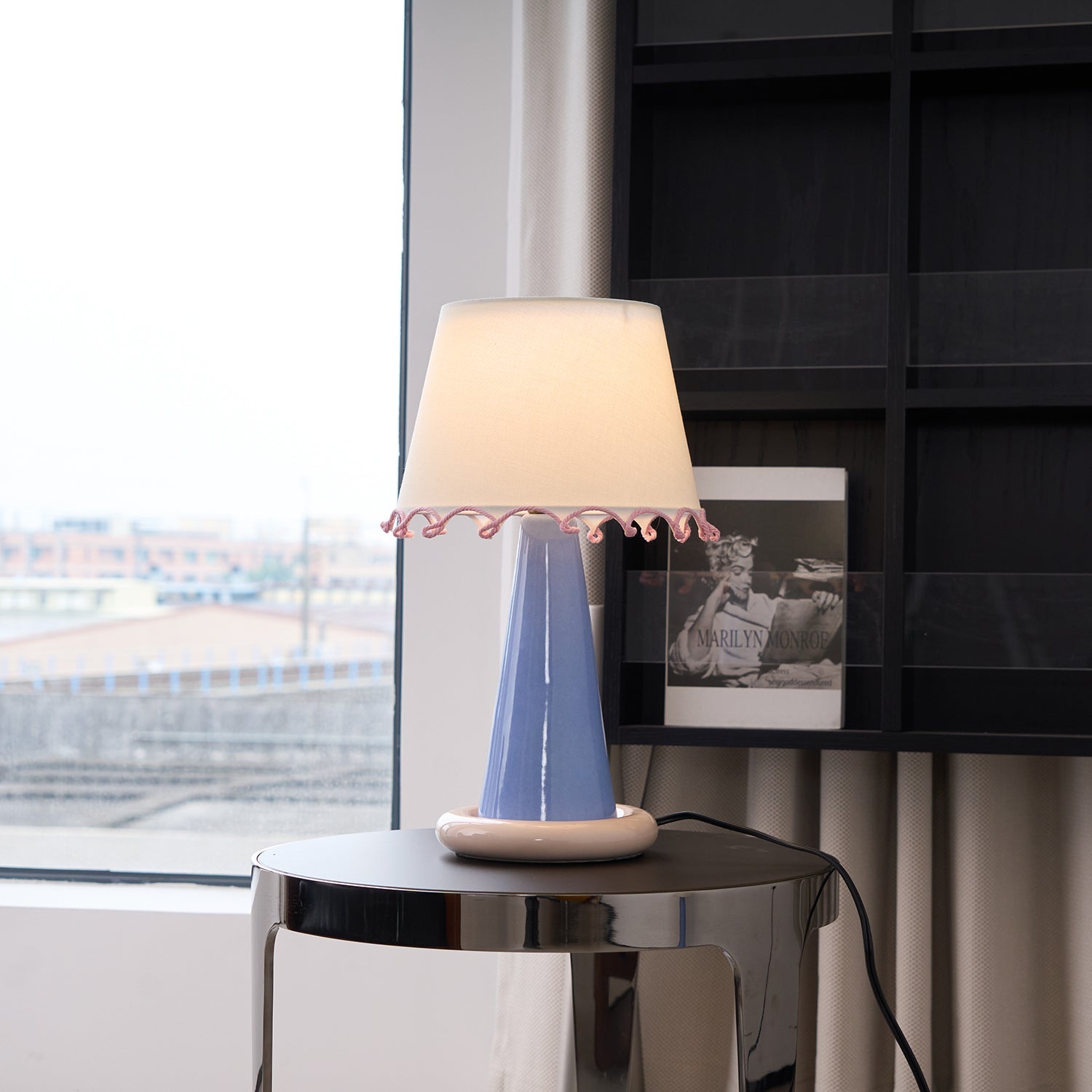 Ribbon Table Lamp - Loonglight