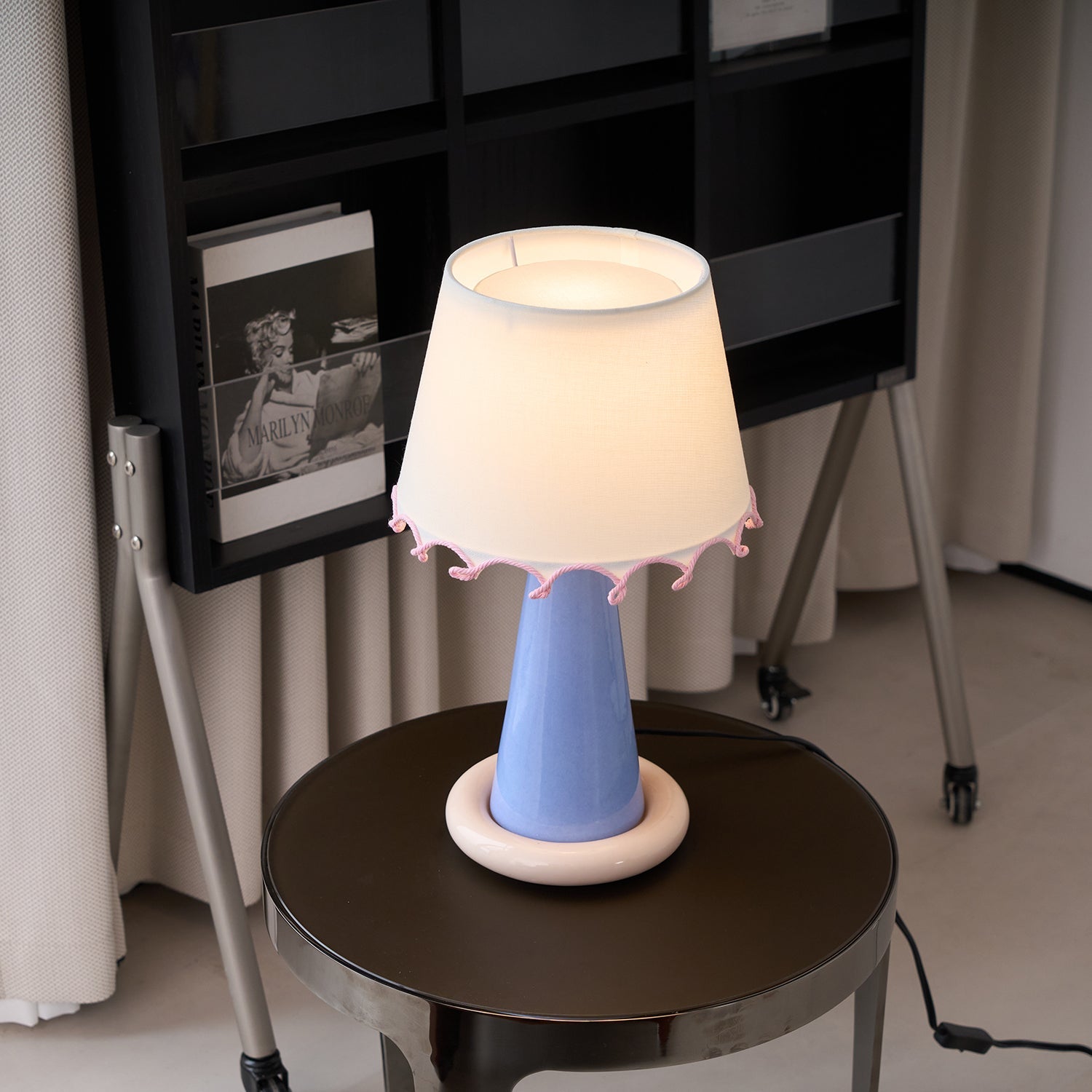 Ribbon Table Lamp - Loonglight