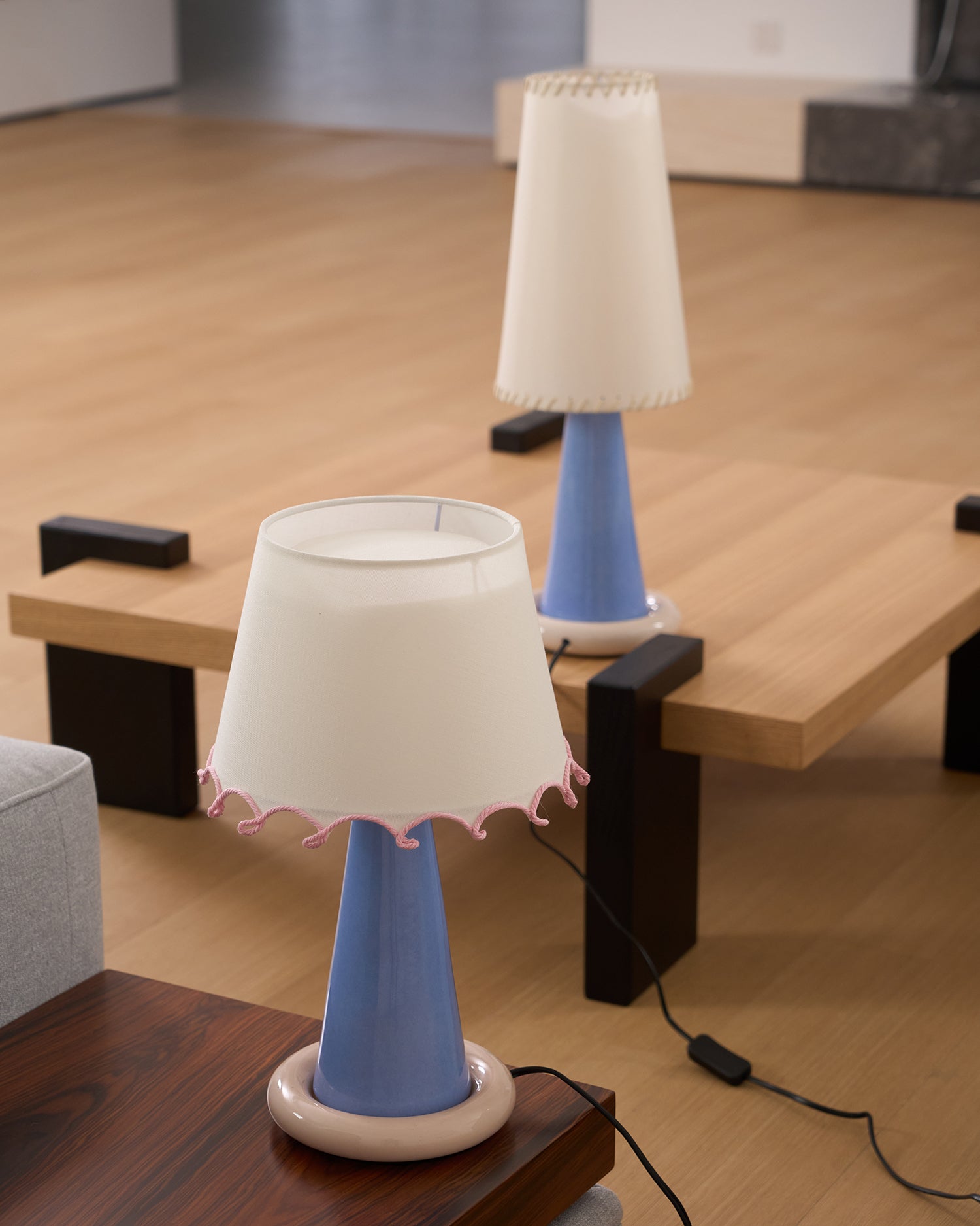 Ribbon Table Lamp - Loonglight