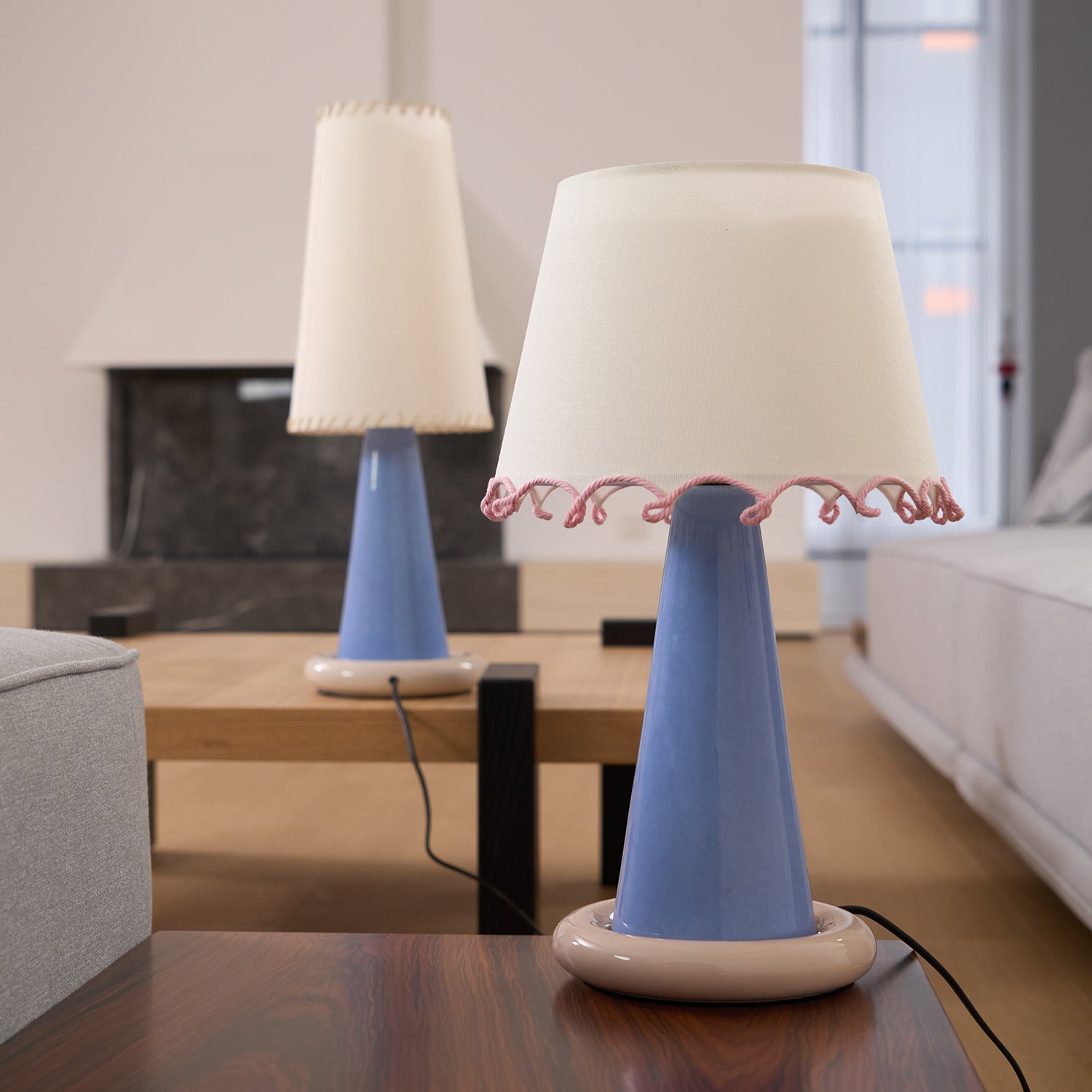Ribbon Table Lamp - Loonglight