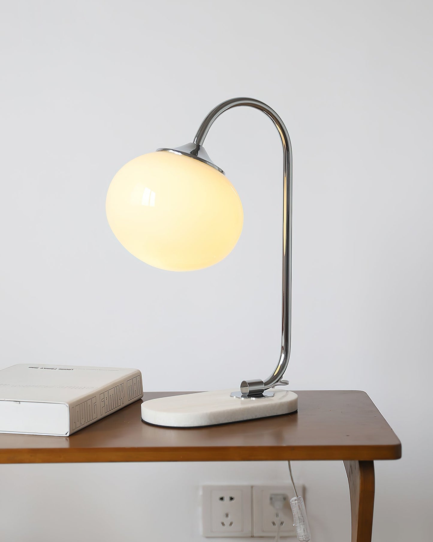 Riku Table Lamp