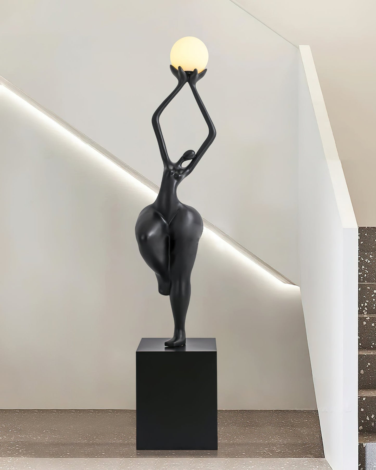 Rina Sculpture Floor Lamp - Loonglight