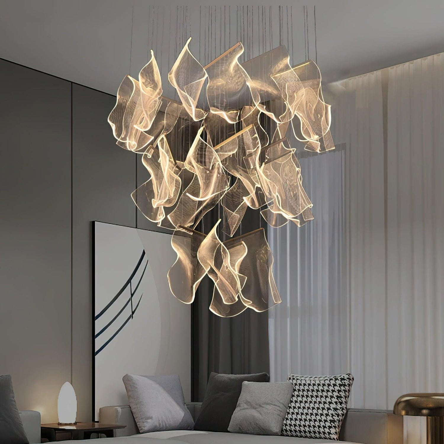 Faint Breeze Acrylic Chandelier - Loonglight