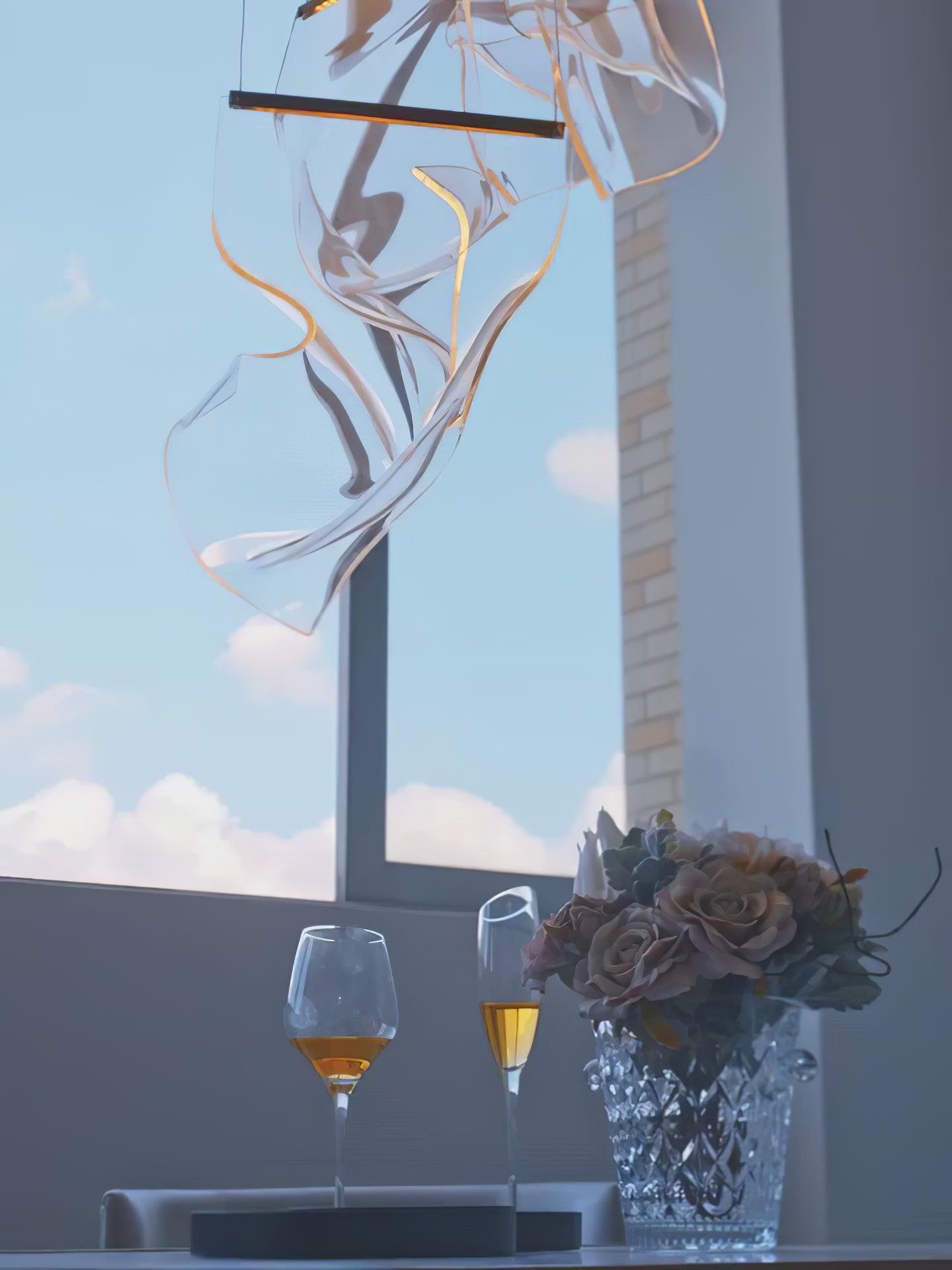 Faint Breeze Acrylic Chandelier - Loonglight