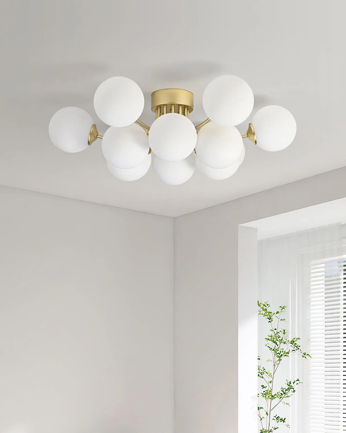 Roca Ball Ceiling Light - Loonglight