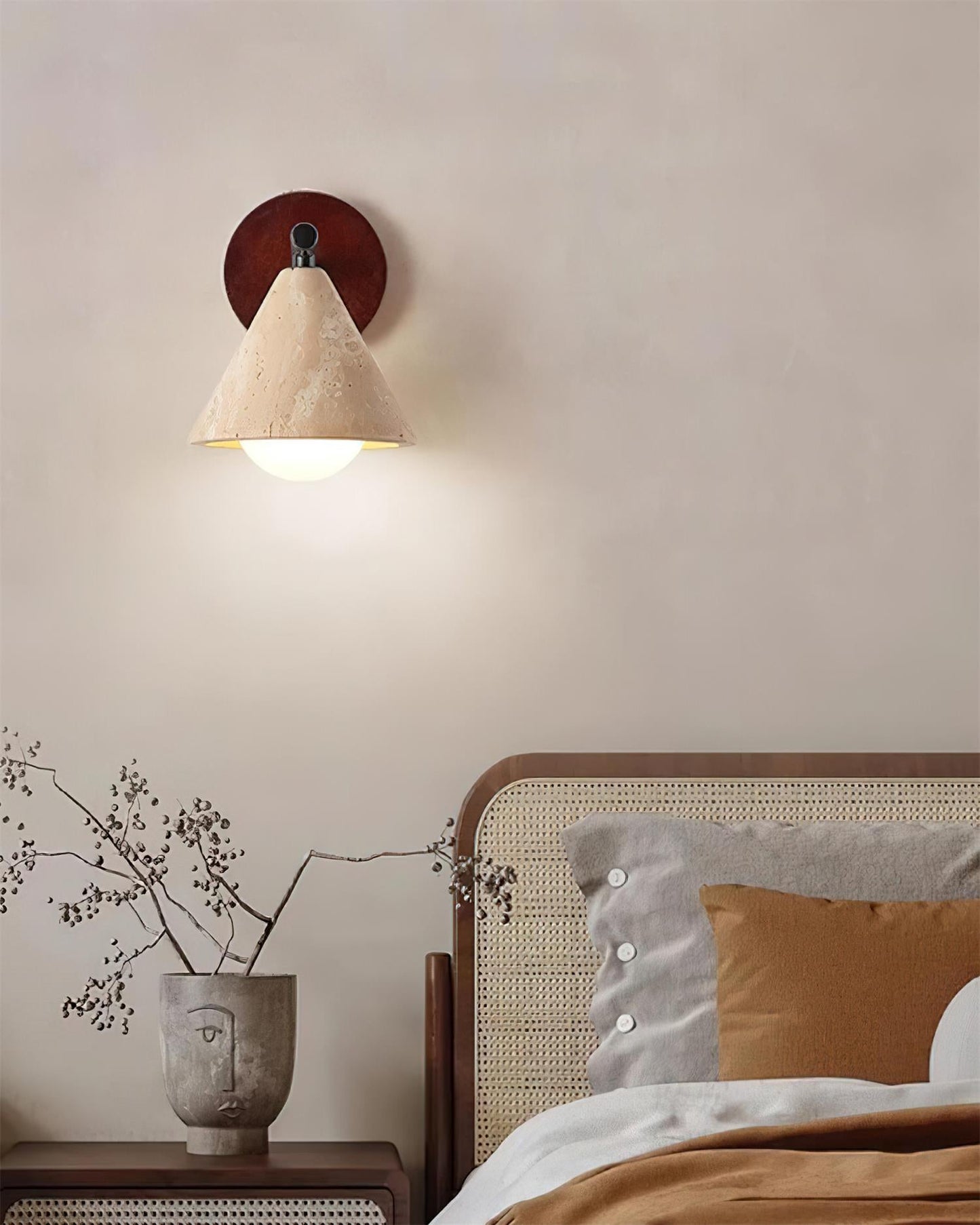 Roest Wall Lamp
