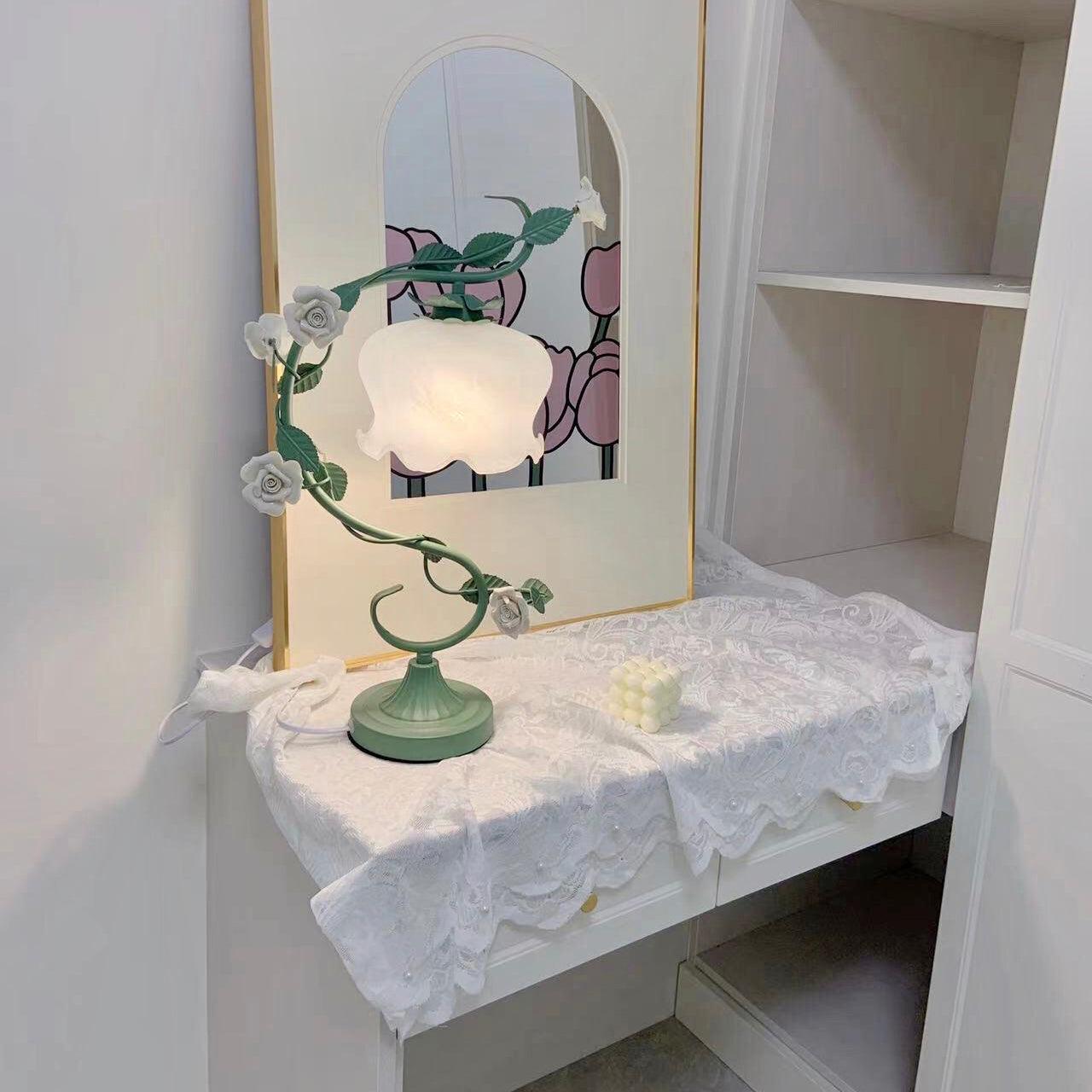 Ron Rose Flower Table Lamp - Loonglight