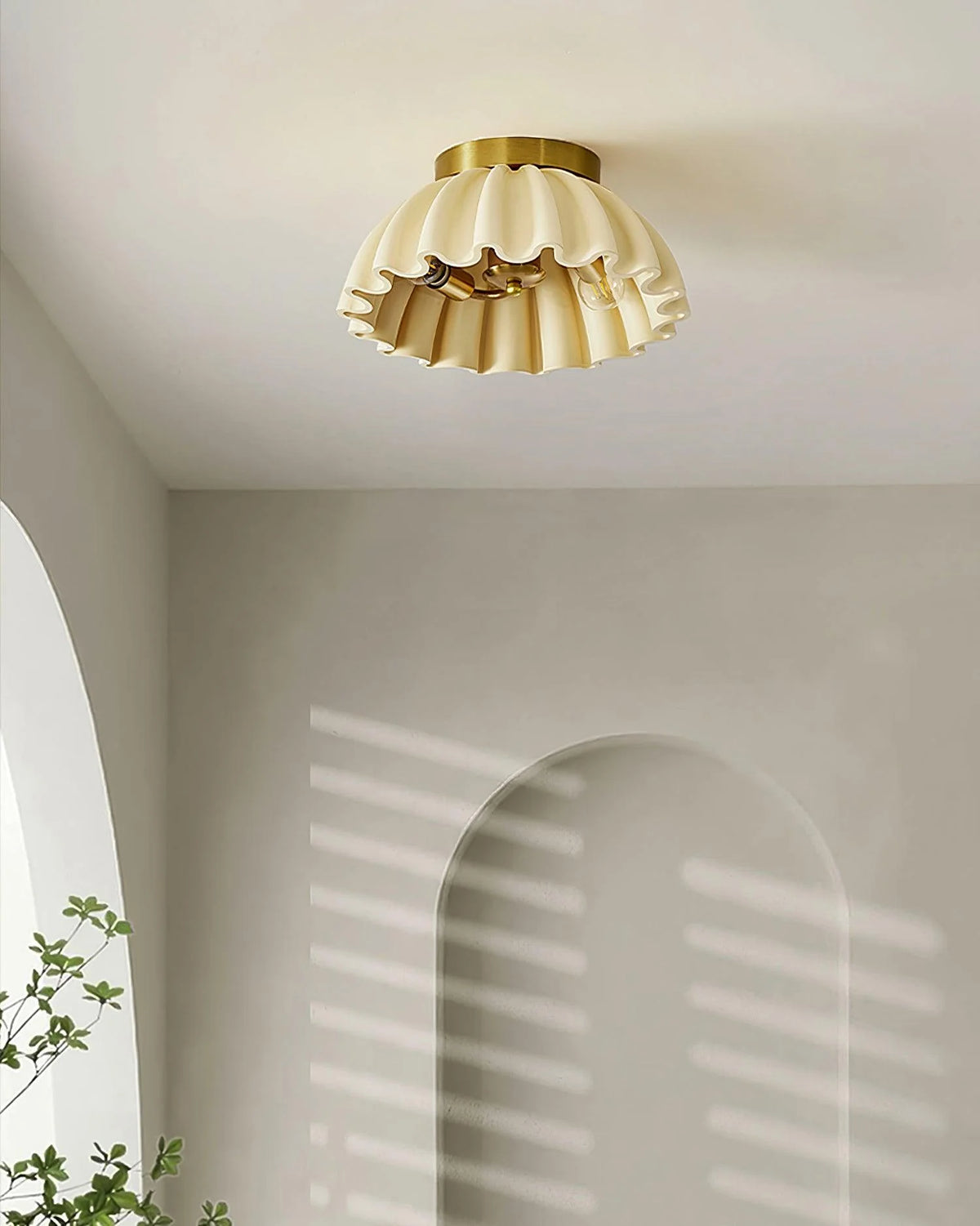 Cealing Ruffle Icon Ruffle Ceiling Light – Loonglight