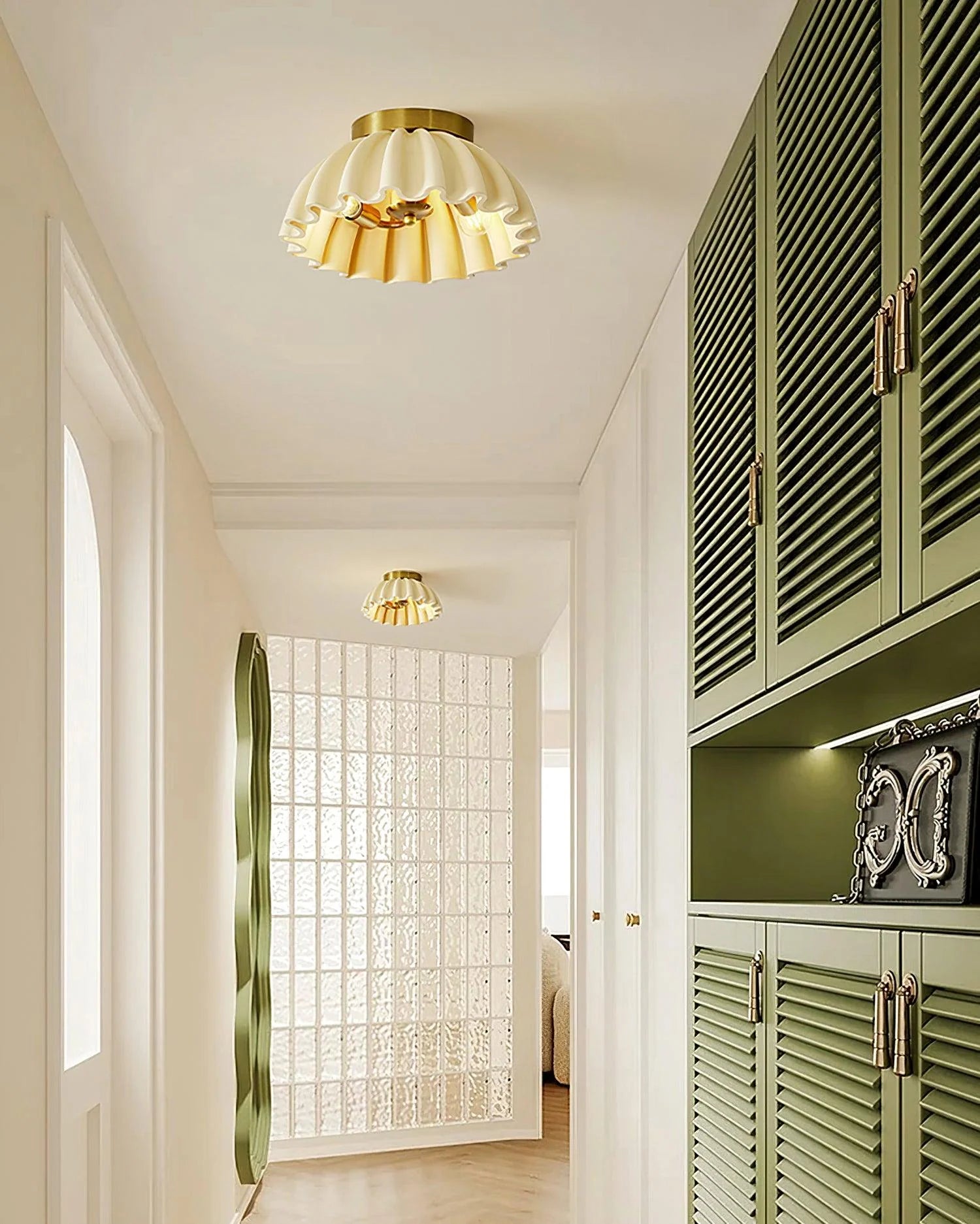 Ruffle Ceiling Light - Loonglight