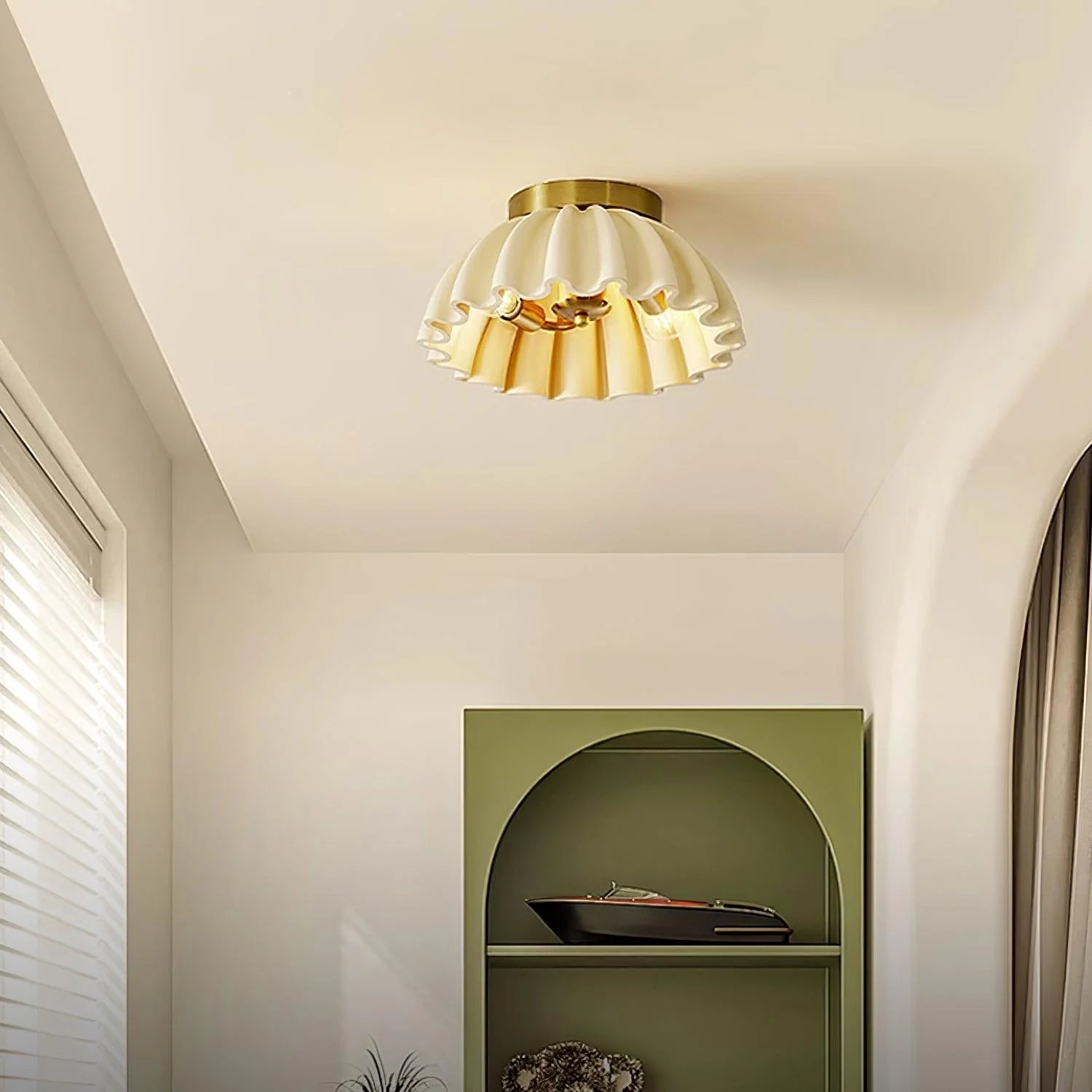 Ruffle Ceiling Light - Loonglight