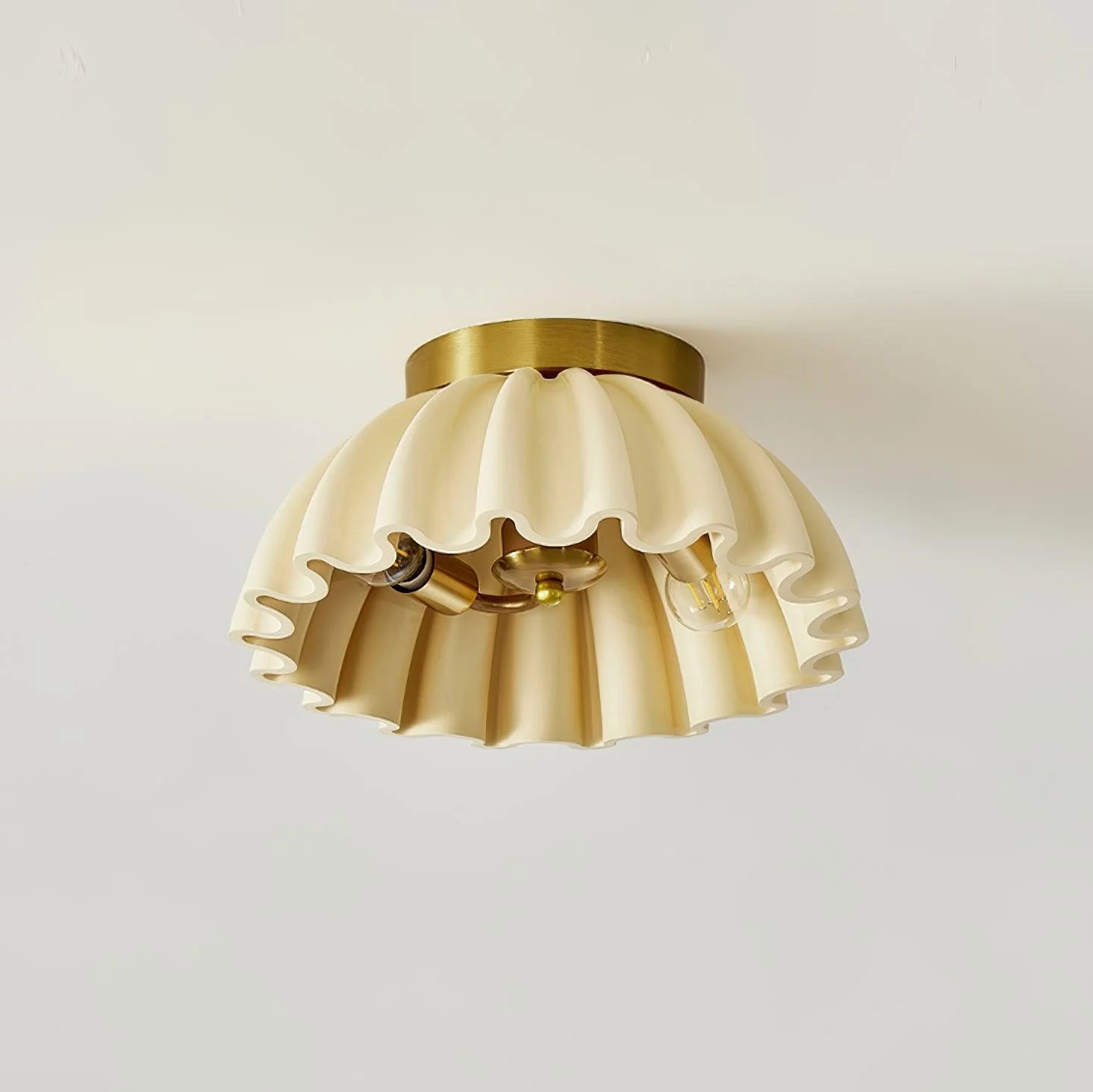 Ruffle Ceiling Light - Loonglight