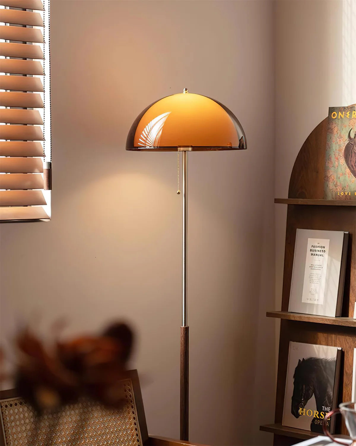 Rustina Floor Lamp - Loonglight