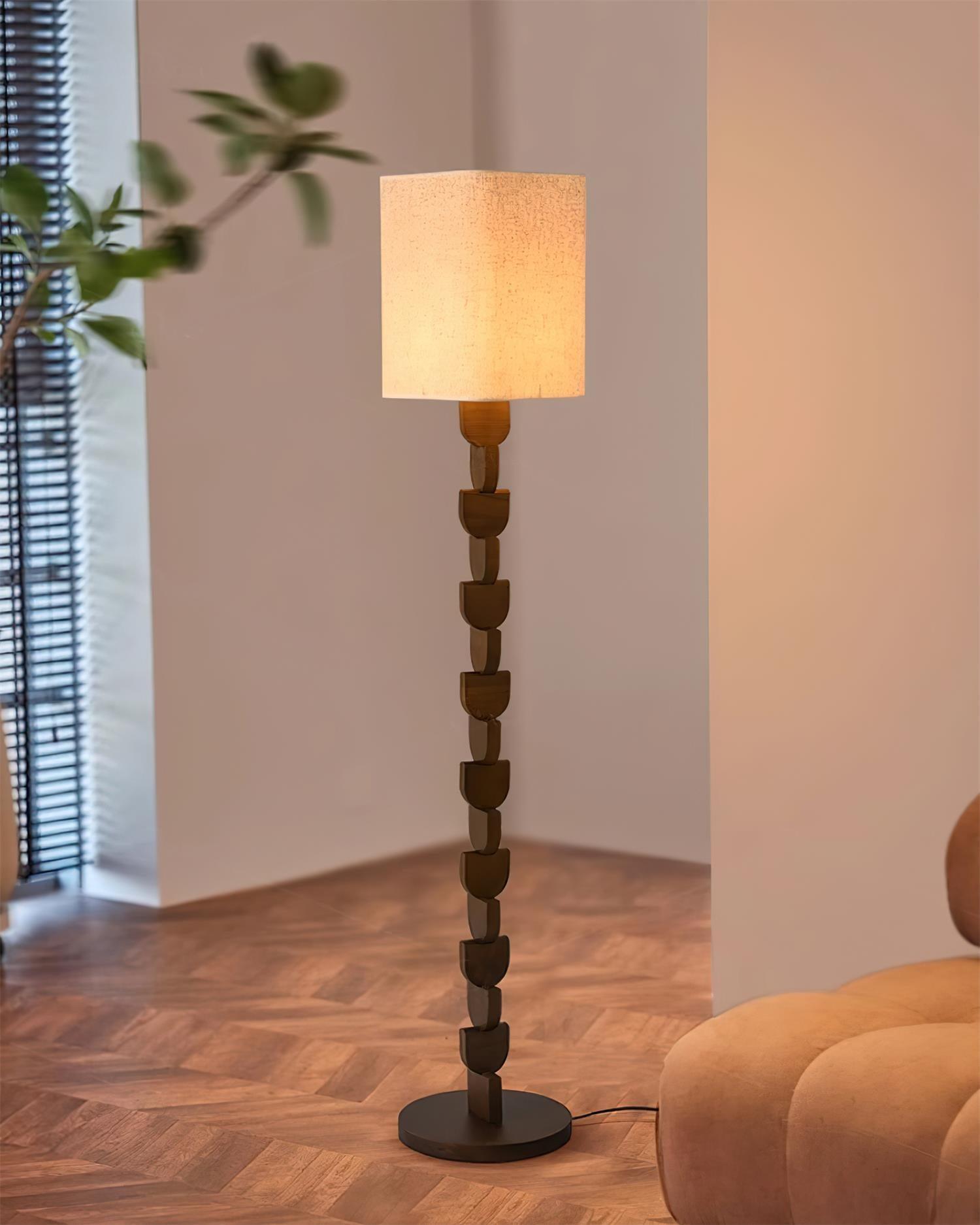 Sacha Wood Floor Lamp - Loonglight