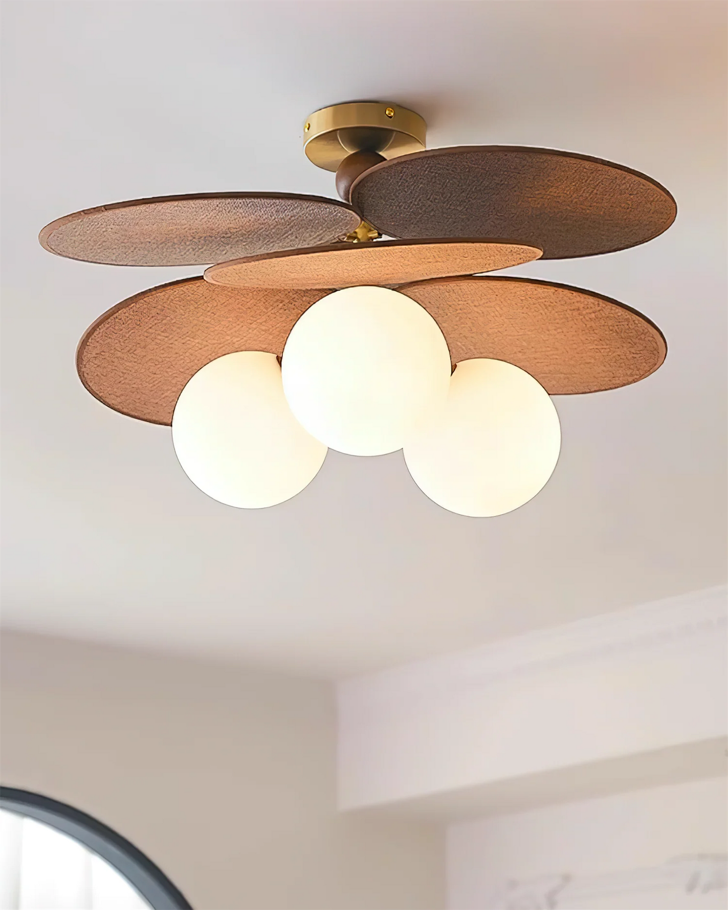 Salisbury Ceiling Light - Loonglight