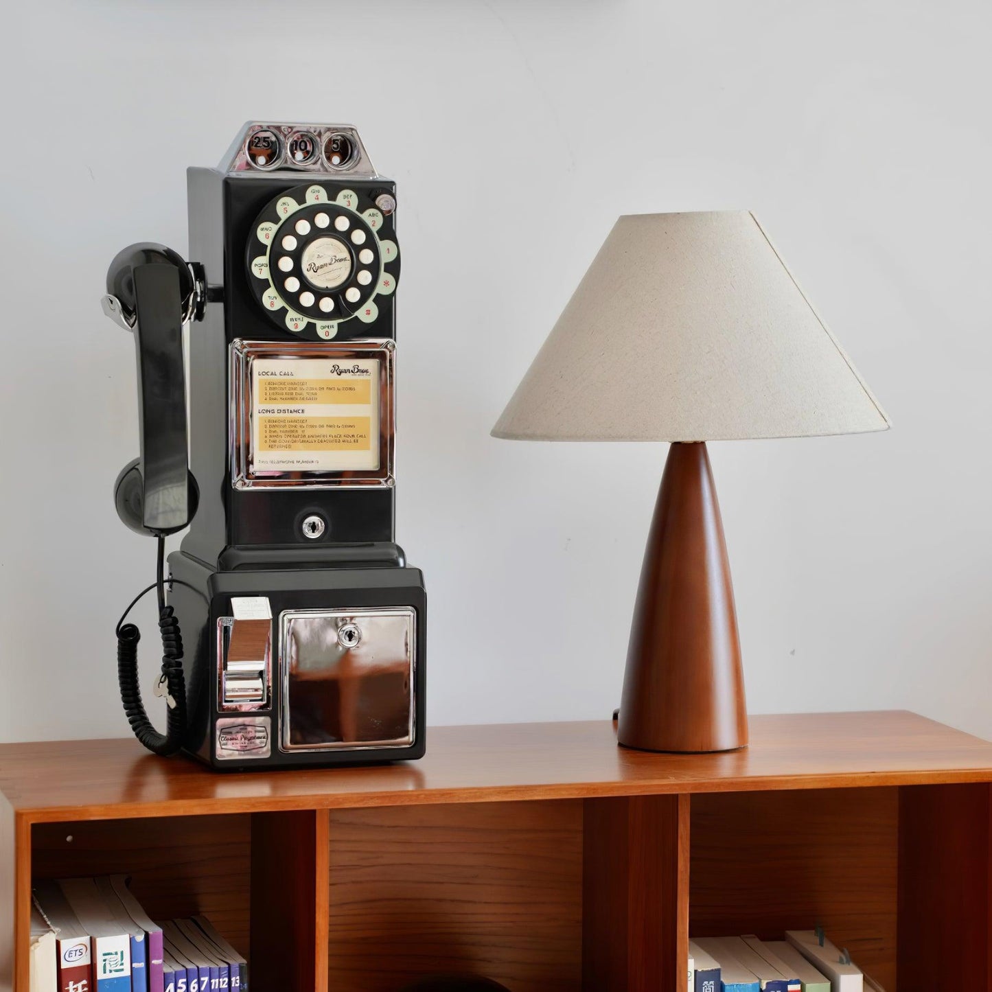 Sandstone Table Lamp - Loonglight