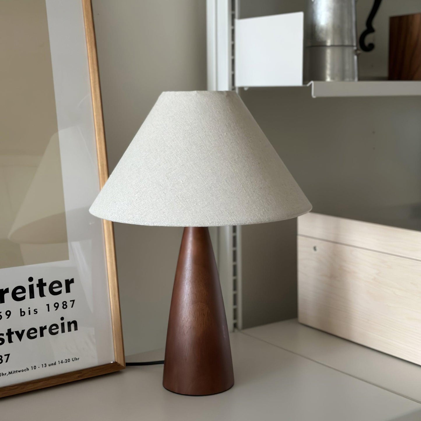 Sandstone Table Lamp - Loonglight