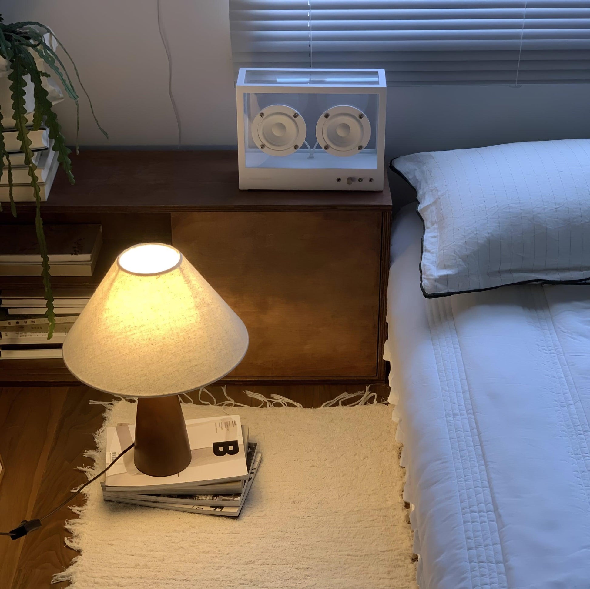 Sandstone Table Lamp - Loonglight