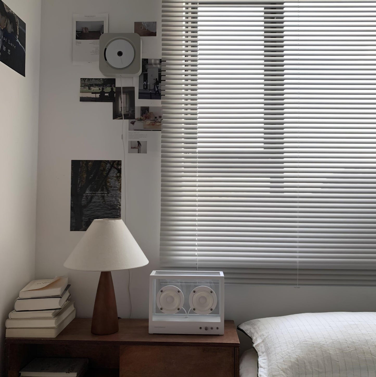 Sandstone Table Lamp - Loonglight