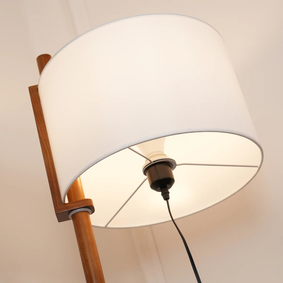 Santa Floor Lamp - Loonglight
