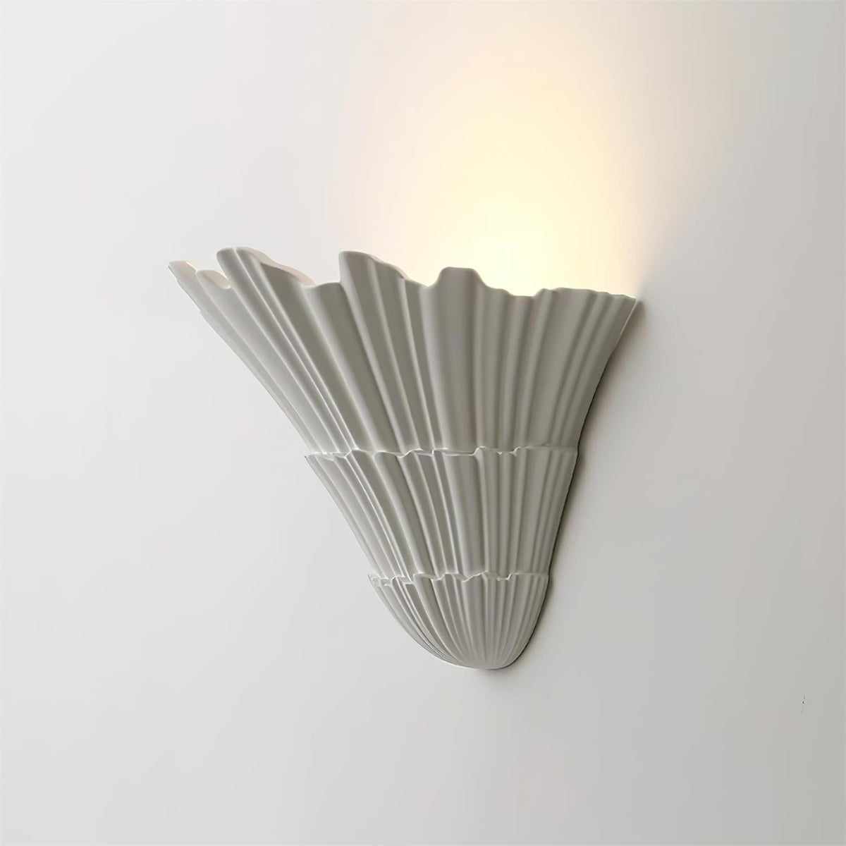 Scallop Plaster Wall Sconce