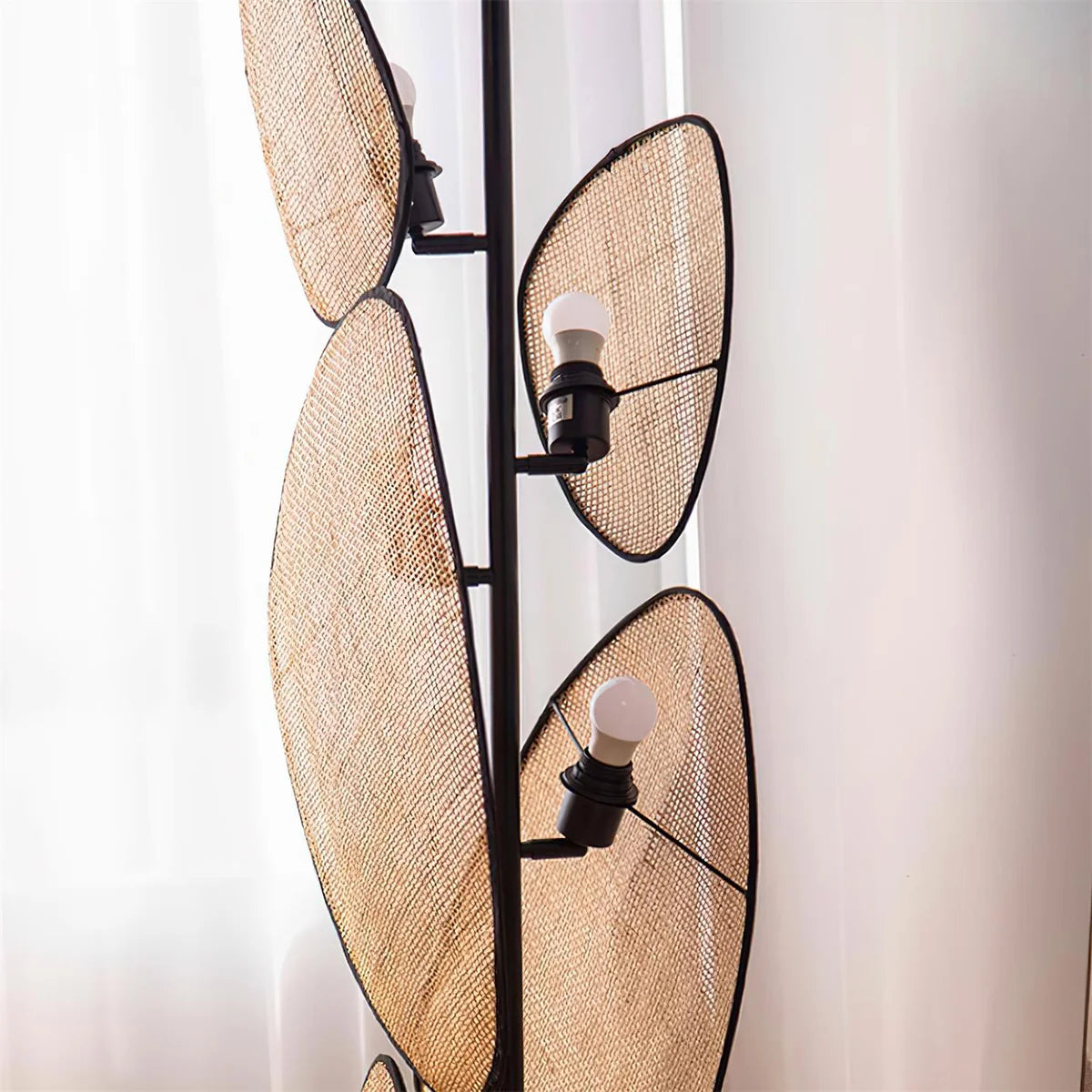 Screen Cannage Floor Lamp - Loonglight