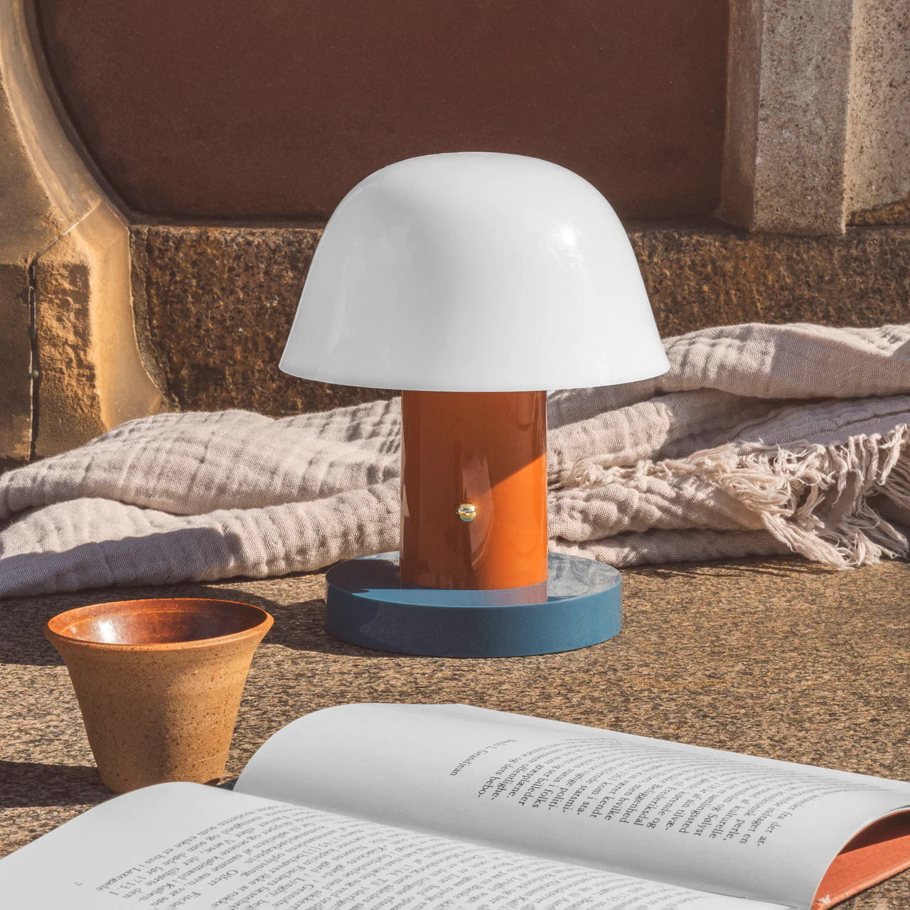 H27 Mushroom Huose Table Lamp