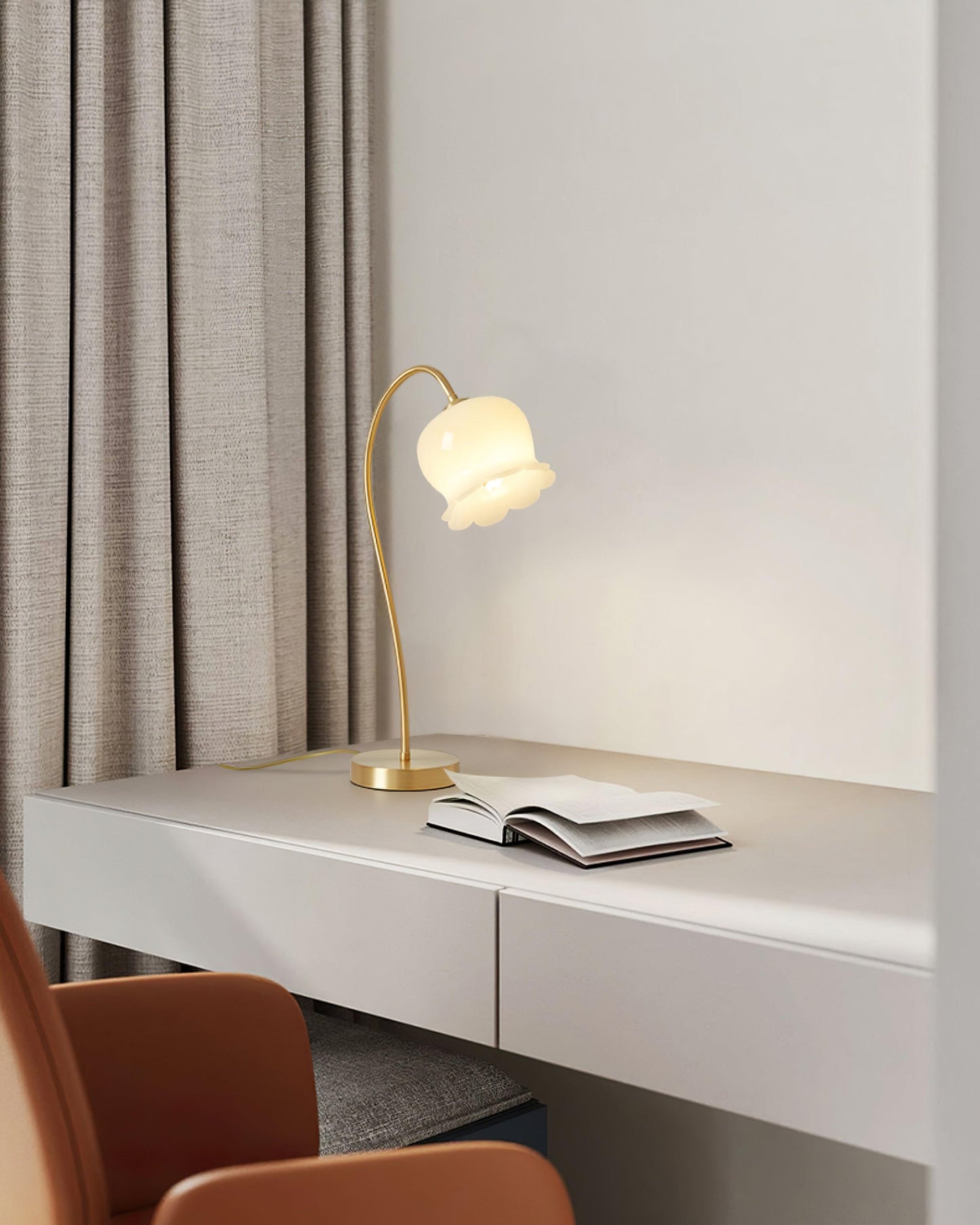 Siena Brass Table Lamp - Loonglight