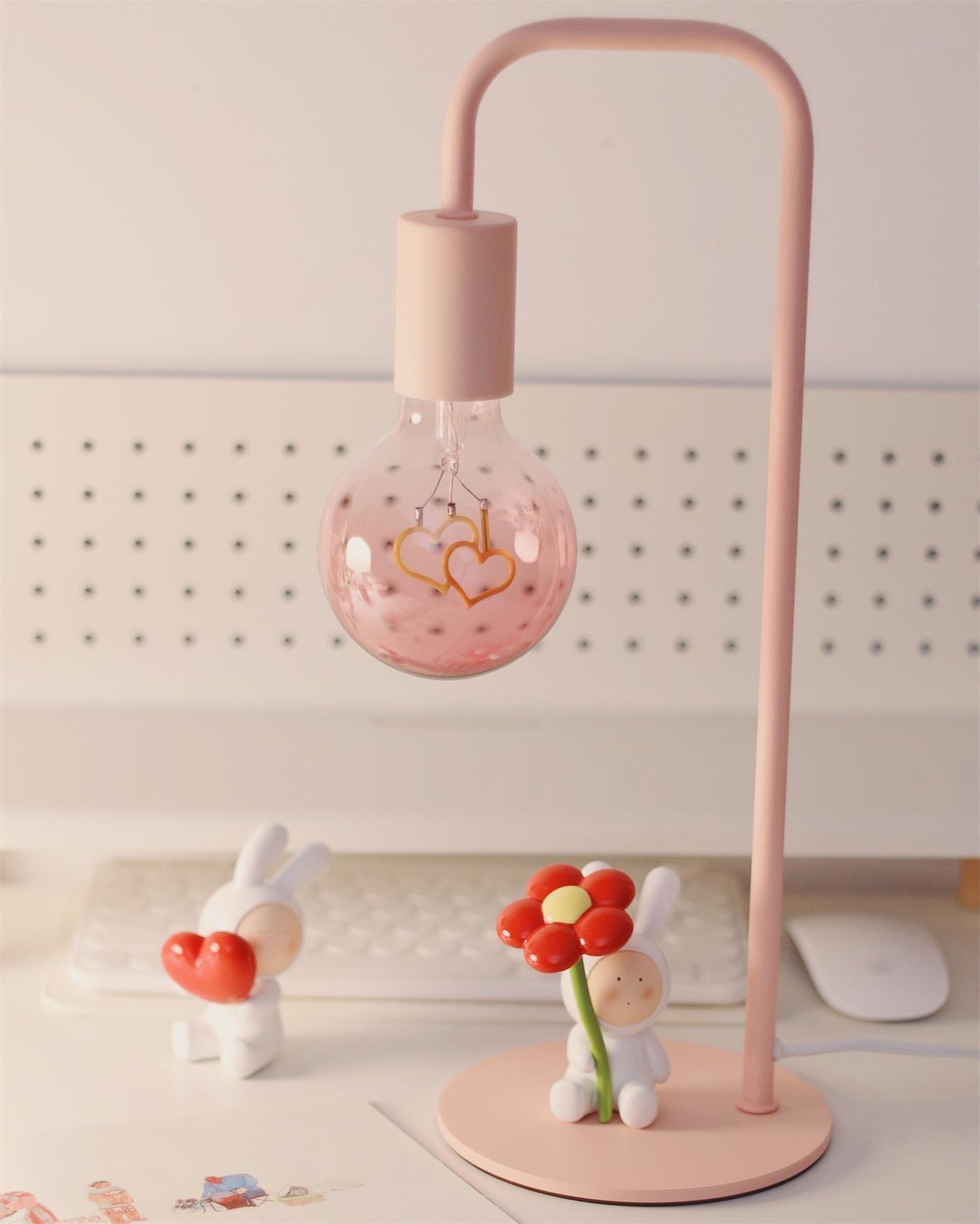 Signal Love Table Lamp - Loonglight