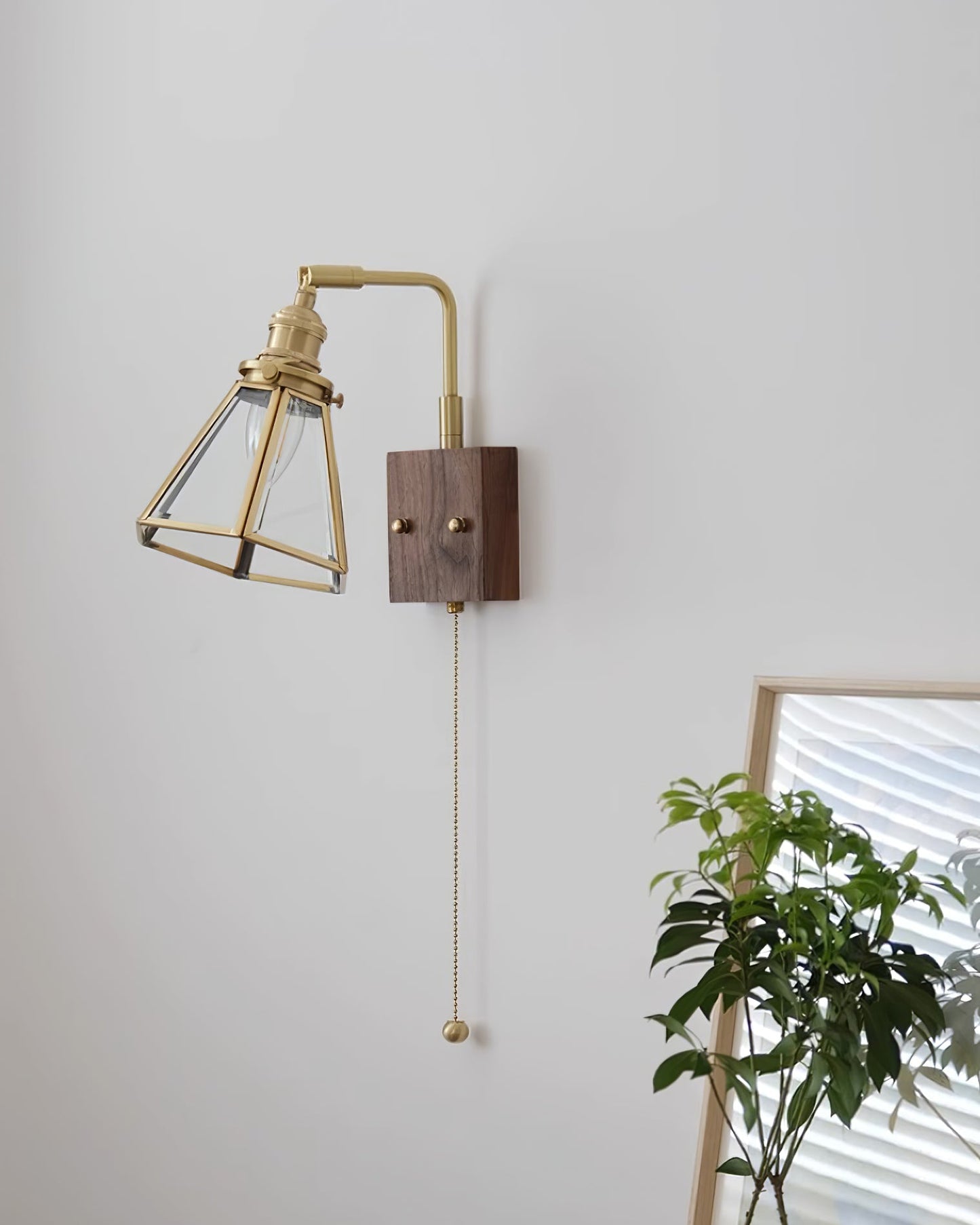 Simone Wall Lamp - Loonglight